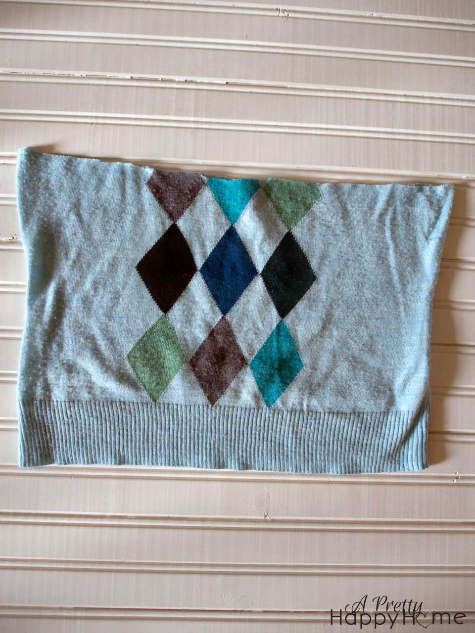 A Sweater Vest + Knitting Practice = Pillow pillow12