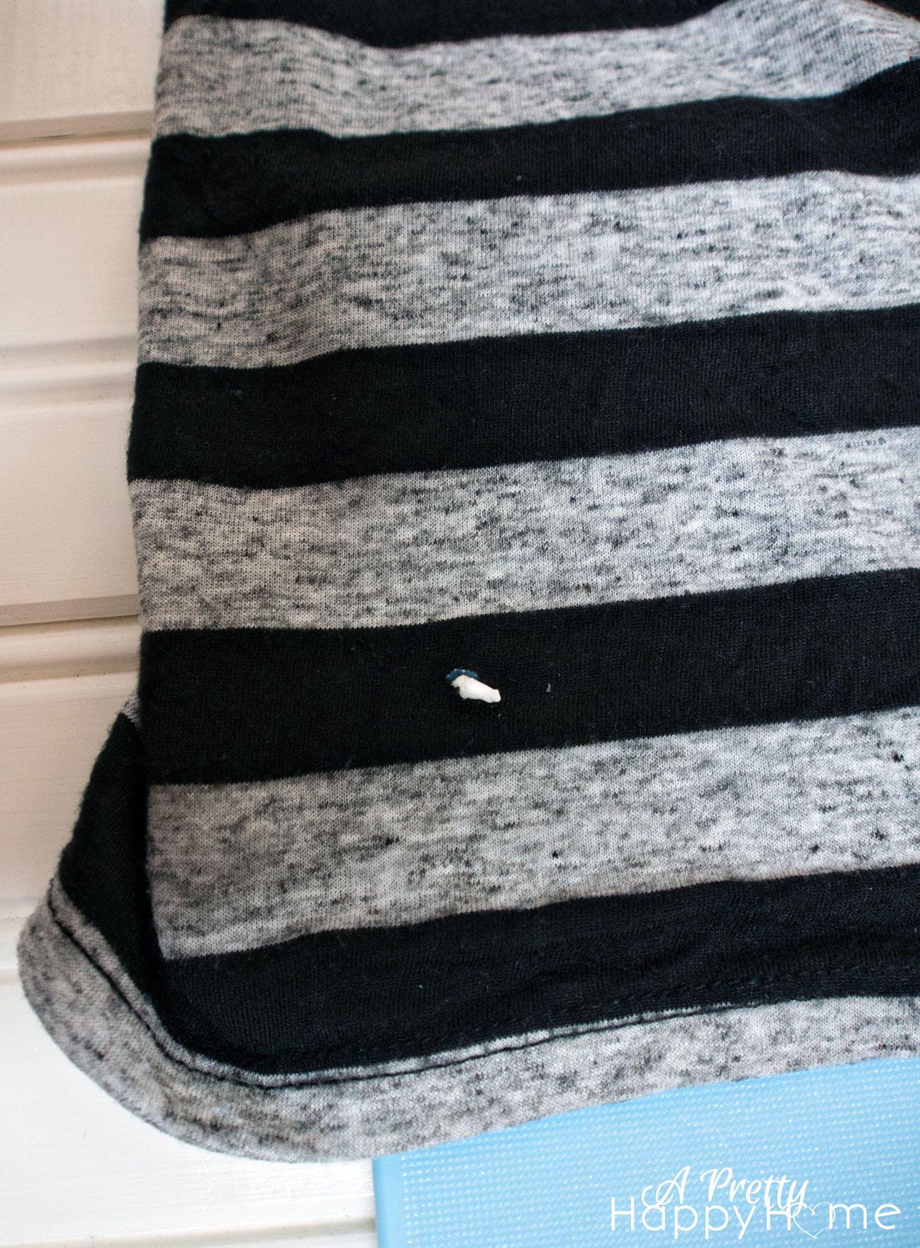 no-sew t-shirt repair by hand