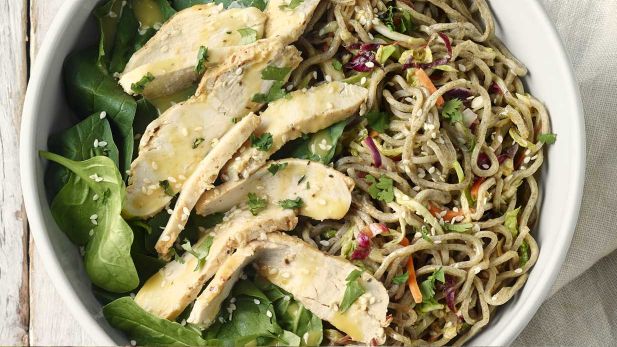 chicken-soba-noodle-salad-with-peanut-sauce-whole.desktop