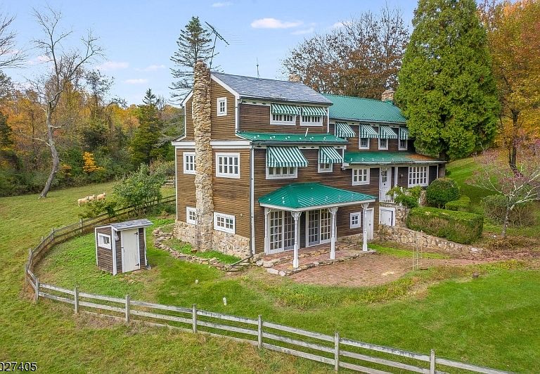 50 woolf road milford nj via Zillow