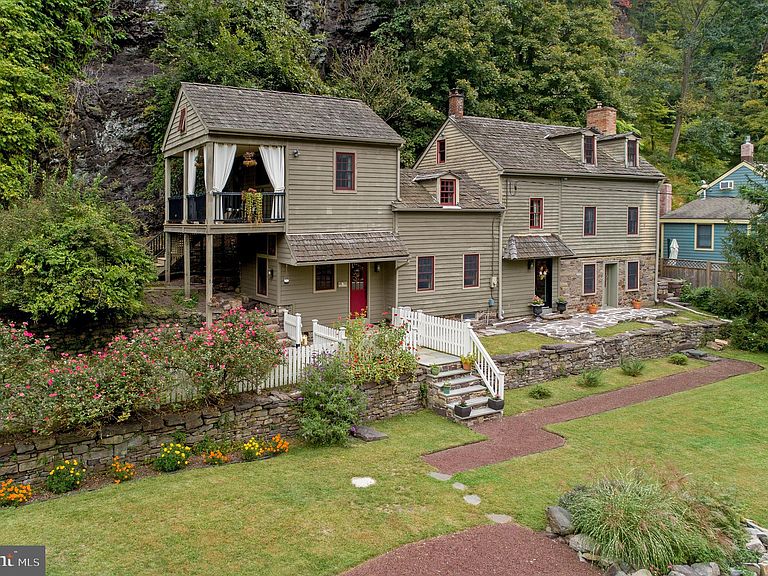 hunt reading sorby house via zillow